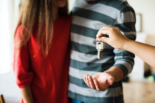 Tenants holding keys